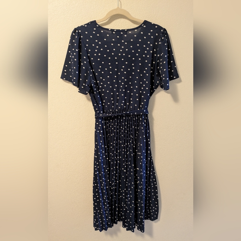 Lark & Grey Blue and White Pleated Midi Dress - Picture 2 of 5